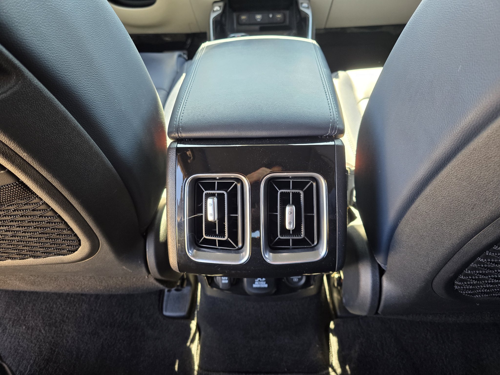 Used 2023 Kia Sorento SX Prestige AWD/4WD image 31