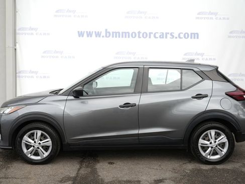 Used 2023 Nissan Kicks S FWD image 8
