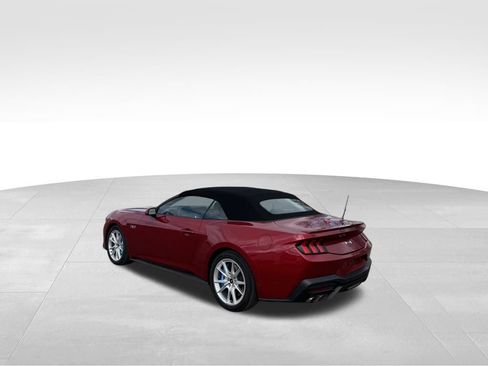 Used 2024 Ford Mustang GT Premium image 17