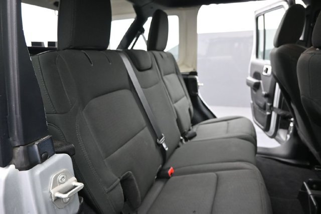 Used 2023 Jeep Wrangler Unlimited Sport AWD/4WD image 20
