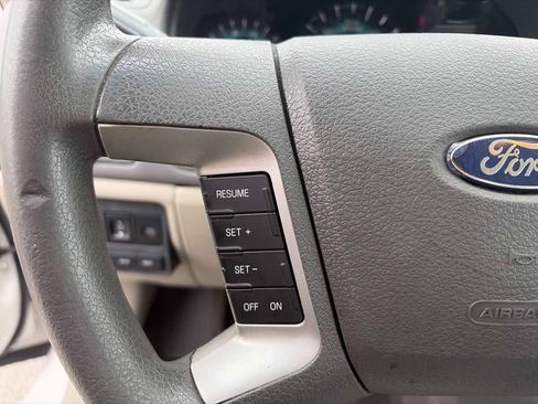 Used 2010 Ford Fusion SE FWD image 39