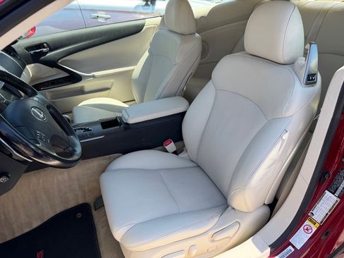 Used 2010 Lexus IS 350C RWD image 20