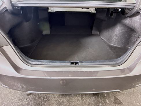 Used 2023 Toyota Camry SE FWD image 34