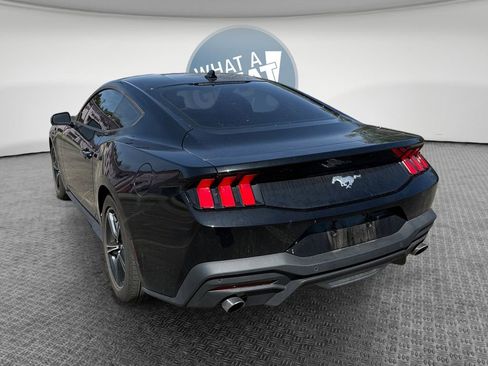 Used 2024 Ford Mustang Coupe RWD image 6
