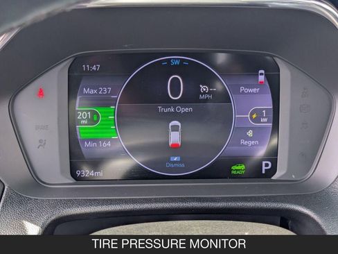 Used 2023 Chevrolet Bolt LT w/ Infotainment Package FWD image 19