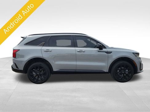 Certified 2022 Kia Sorento SX AWD/4WD image 4