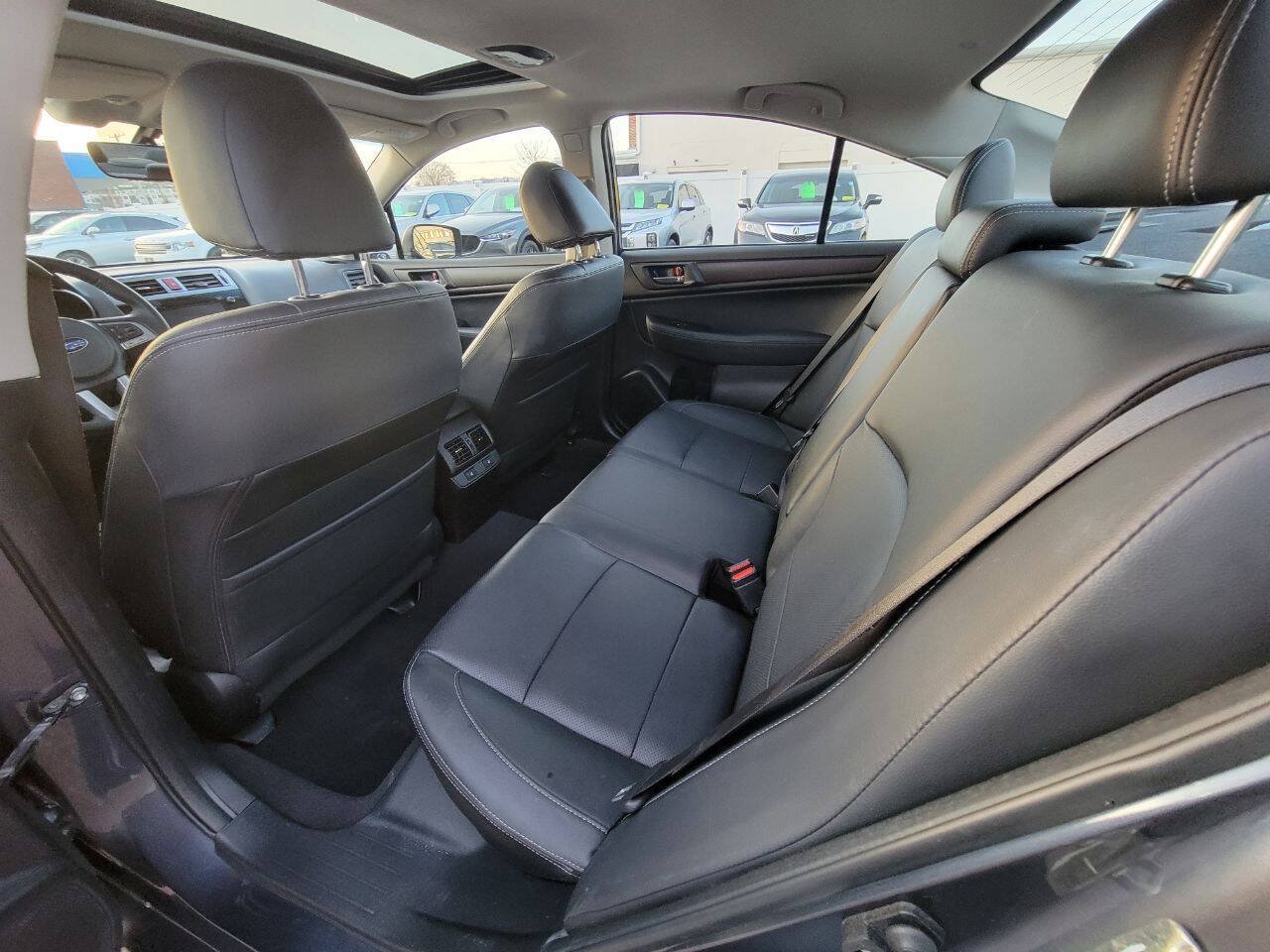 Used 2017 Subaru Legacy 2.5i Limited AWD/4WD image 23