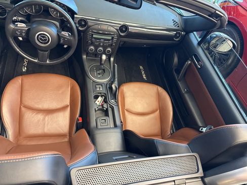 Used 2015 MAZDA MX-5 Miata Grand Touring image 25