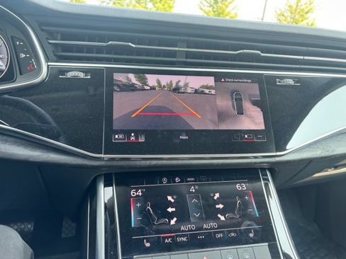 Used 2025 Audi Q8 Premium AWD/4WD image 10
