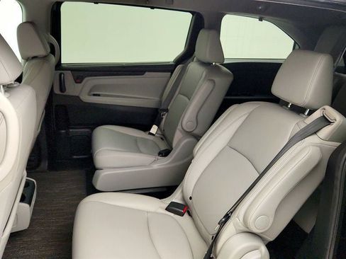 Used 2024 Honda Odyssey EX-L image 21