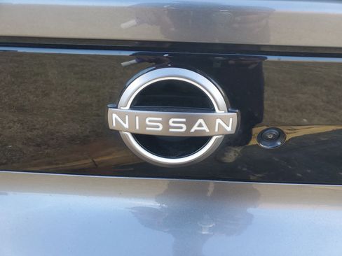 Used 2023 Nissan Z Performance w/ Floor Mat Package (L93) image 12