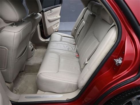 Used 2009 Cadillac DTS image 13