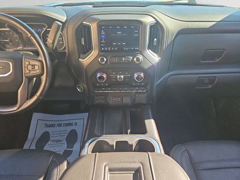 Used 2022 GMC Sierra 1500 Denali w/ Denali Premium Package image 10