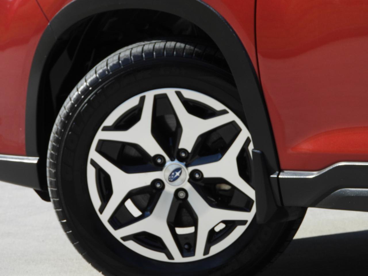 Used 2023 Subaru Forester Premium AWD/4WD image 23