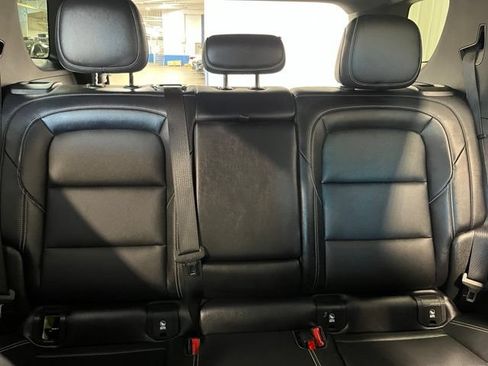 Used 2026 GMC Terrain Elevation w/ Elevation Premium Package FWD image 12