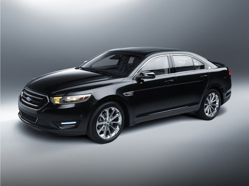 Used 2013 Ford Taurus Limited FWD image 1