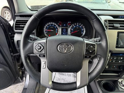 Used 2016 Toyota 4Runner Limited image 21