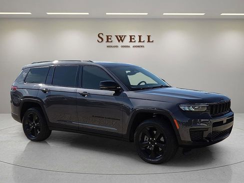 Used 2024 Jeep Grand Cherokee L Altitude AWD/4WD image 6