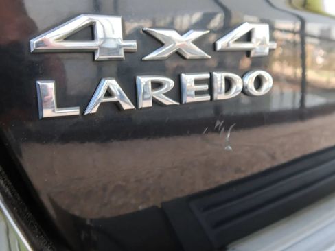 Used 2012 Jeep Grand Cherokee Laredo w/ Laredo E Group AWD/4WD image 48