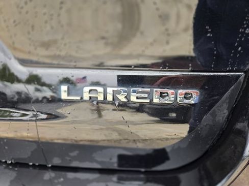 Certified 2022 Jeep Grand Cherokee L Laredo w/ Luxury Tech Group I AWD/4WD image 24
