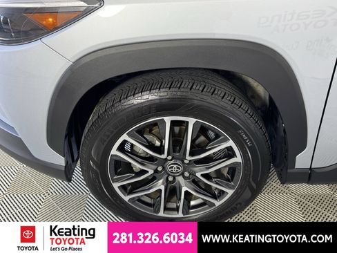 Certified 2026 Toyota Corolla Cross XLE FWD image 32