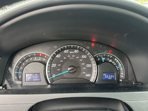 Used 2015 Toyota Camry LE FWD image 8