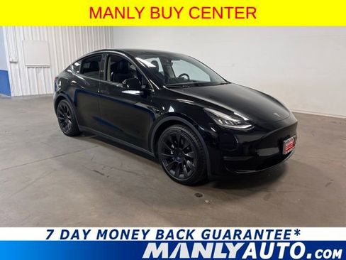 Used 2021 Tesla Model Y Long Range image 1