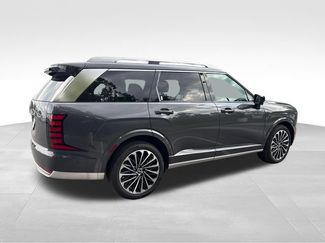 New 2026 Hyundai Palisade Calligraphy FWD video 5