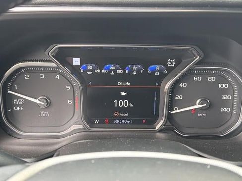 Used 2021 GMC Yukon Denali w/ Denali Premium Package AWD/4WD image 33