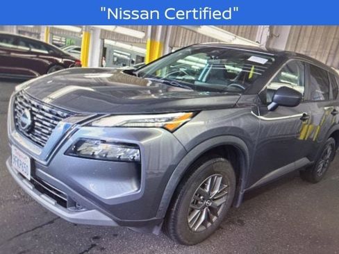 Used 2023 Nissan Rogue S FWD image 2