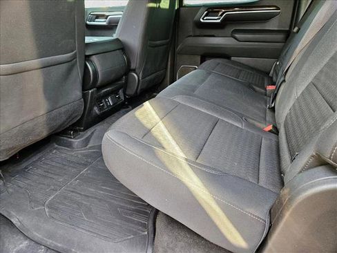 Used 2022 GMC Sierra 1500 Elevation w/ LPO, Elevation Black Package image 17