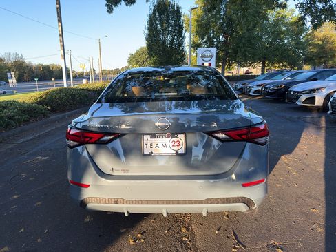 New 2025 Nissan Sentra SV image 6