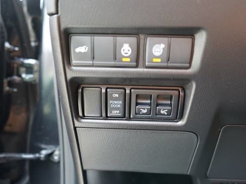 Used 2023 INFINITI QX80 Sensory w/ All-Season Package AWD/4WD image 23