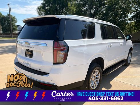Used 2024 Chevrolet Suburban LT RWD image 11