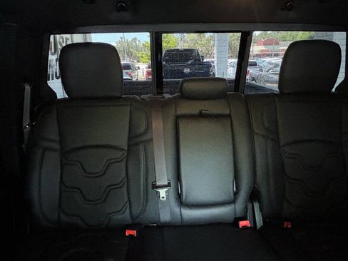 Used 2022 RAM 2500 Big Horn w/ Level C Equiment Group AWD/4WD image 29