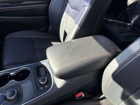 Used 2014 Dodge Durango R/T image 23