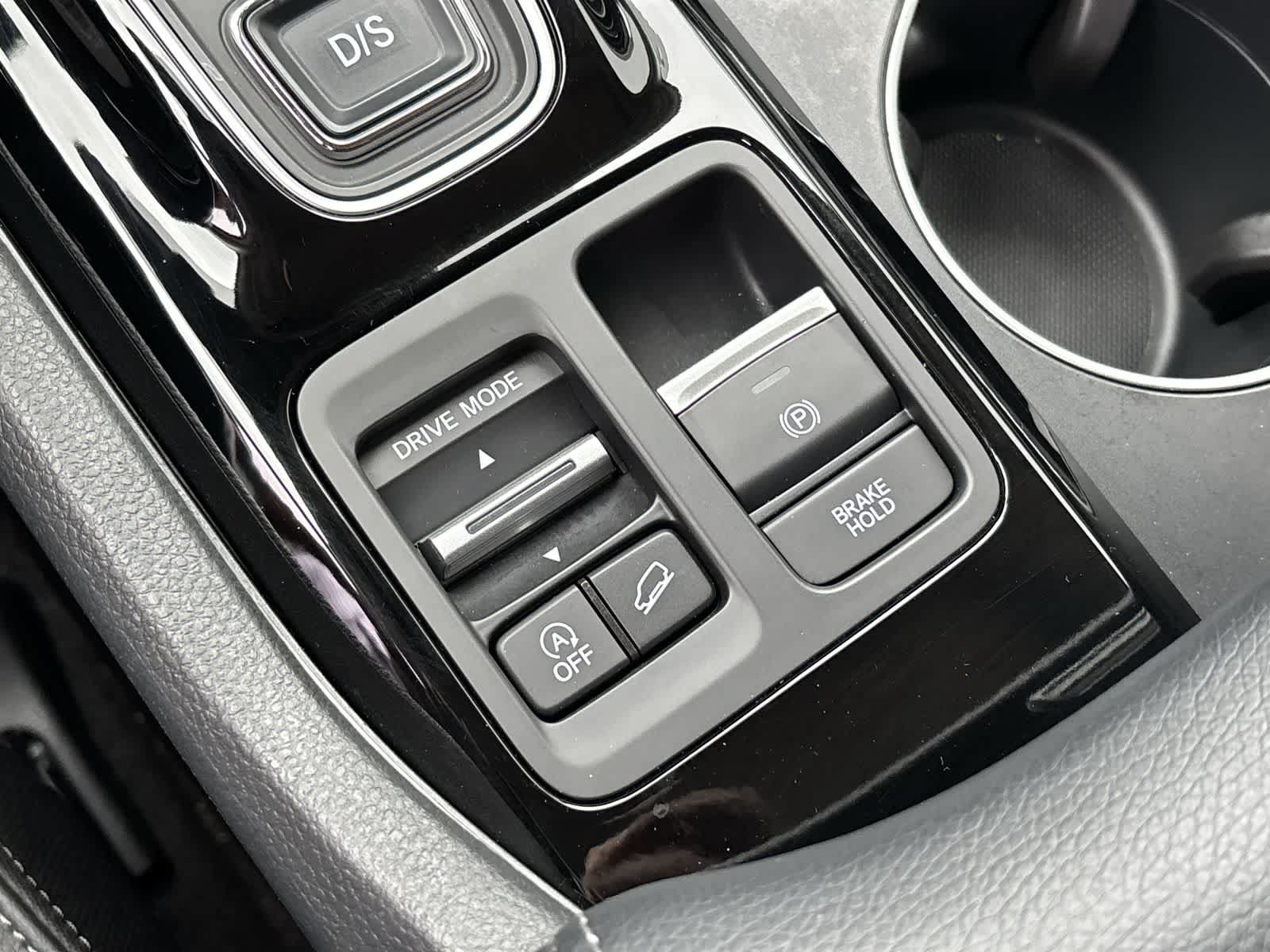 Used 2025 Honda Pilot Touring image 25