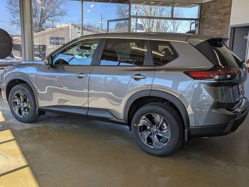 New 2026 Nissan Rogue SV image 12