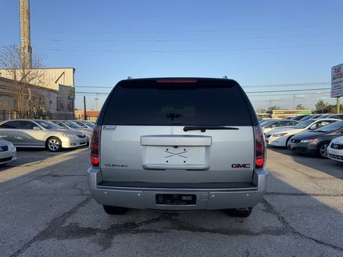 Used 2013 GMC Yukon Denali image 5