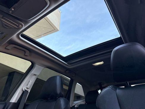 Used 2019 Subaru Forester Touring image 2