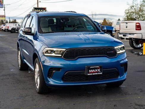 Used 2024 Dodge Durango GT image 2