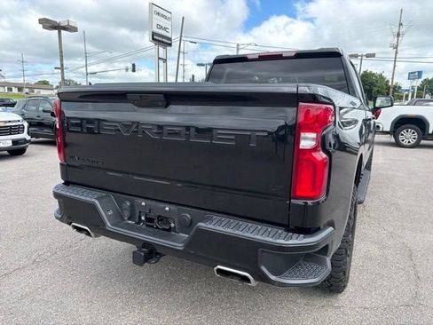Used 2021 Chevrolet Silverado 1500 LT Trail Boss w/ LPO, Dark Essentials Package AWD/4WD image 18