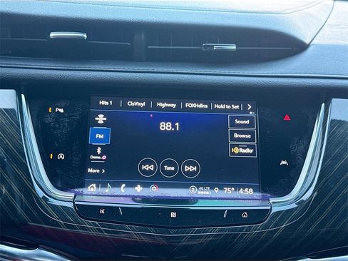 Used 2021 Cadillac XT6 Premium Luxury image 16