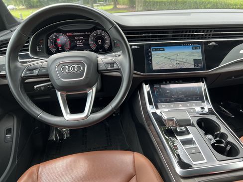 Used 2021 Audi Q7 3.0T Premium Plus AWD/4WD image 30