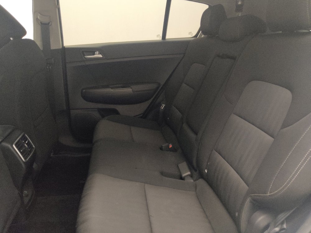 Used 2017 Kia Sportage LX AWD/4WD image 18