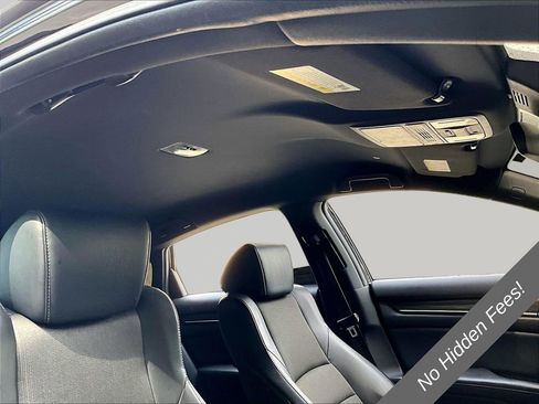 Used 2018 Honda Accord Sport image 14