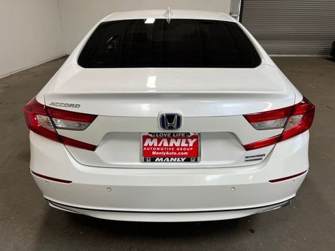 Used 2022 Honda Accord Touring image 4