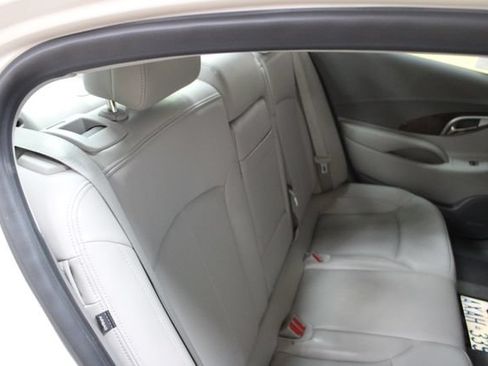 Used 2010 Buick LaCrosse CXS FWD image 9