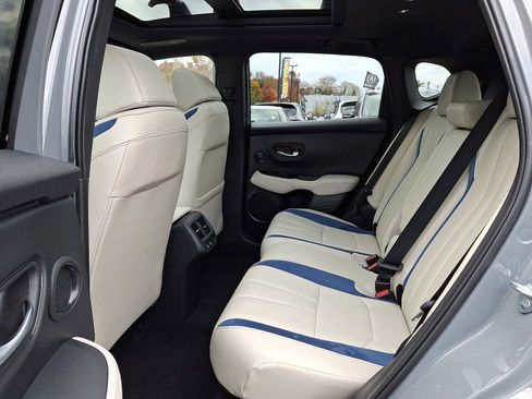 Certified 2025 Acura ADX A-Spec image 10