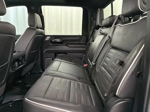 Used 2024 GMC Sierra 2500 AT4X AWD/4WD image 29